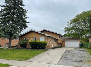 20073 Terrace Ave, Lynwood, IL