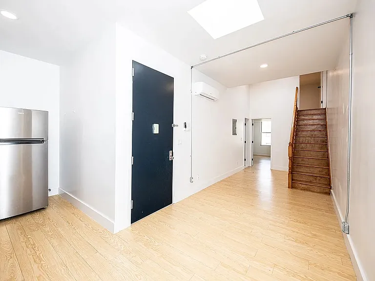 202 Knickerbocker Ave #3L — Photo 6