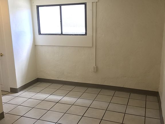5th image of 321 S Montezuma St #323-B