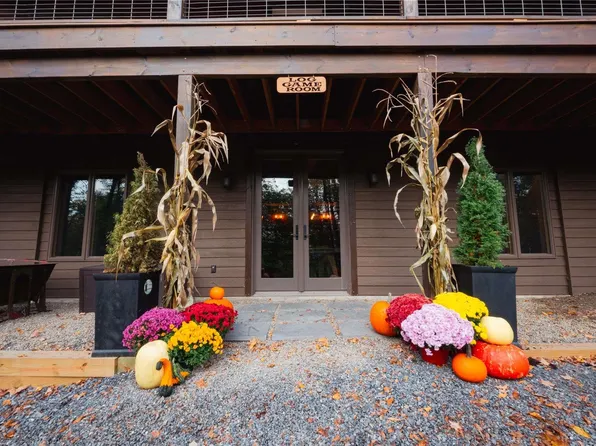 56 Grand View Circle, Saugerties, NY 12477