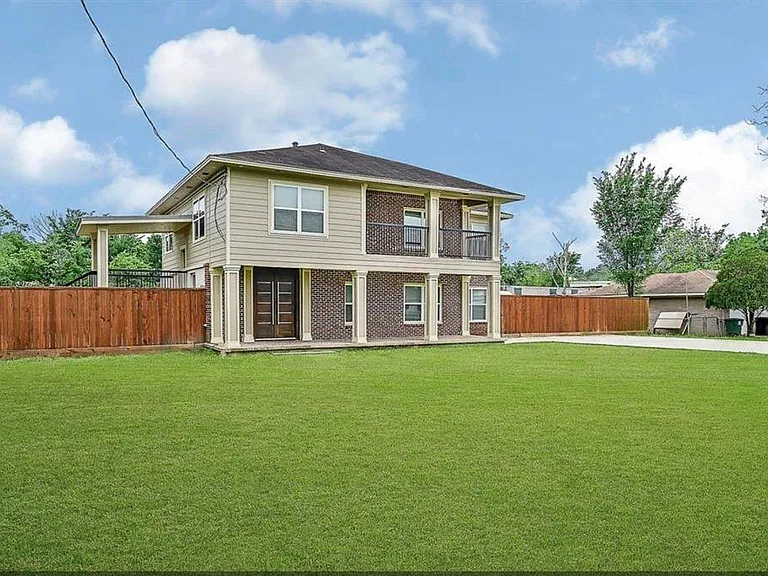 12430 Pecan Ct #B — Photo 1