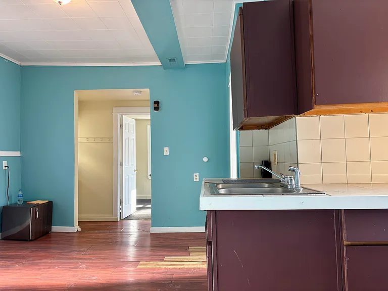 255 Ontario St #2 — Photo 8