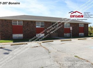 281 Bonaire St, Liberty, MO 64068