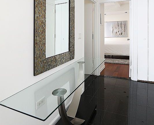 5th image of 150 W 51st St APT 816