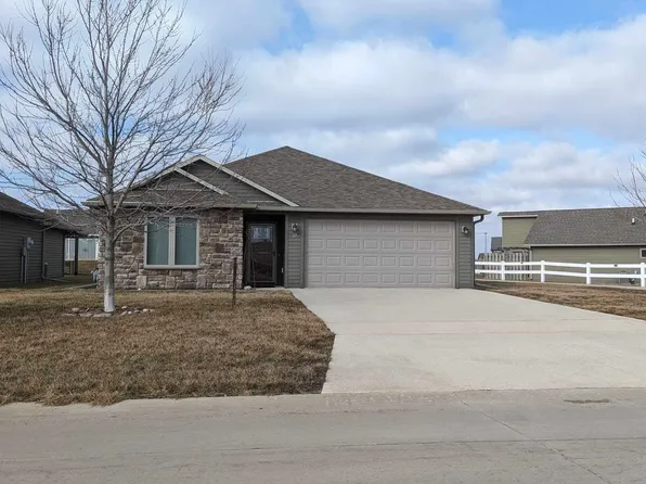 57 Stoneybrook Cir SW, Spencer, IA 51301