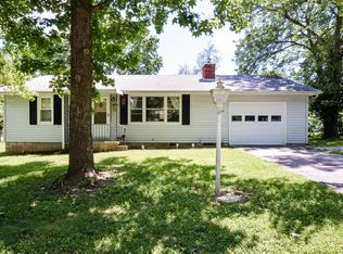 188 Jones St, Hollister, MO 65672