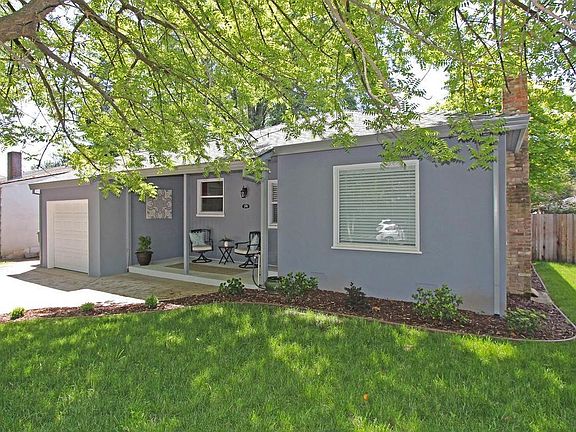 2nd image of 108 Tivoli Way