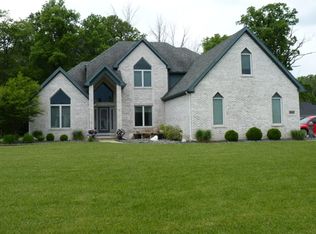 8359 Snapdragon Ln, Monclova, OH