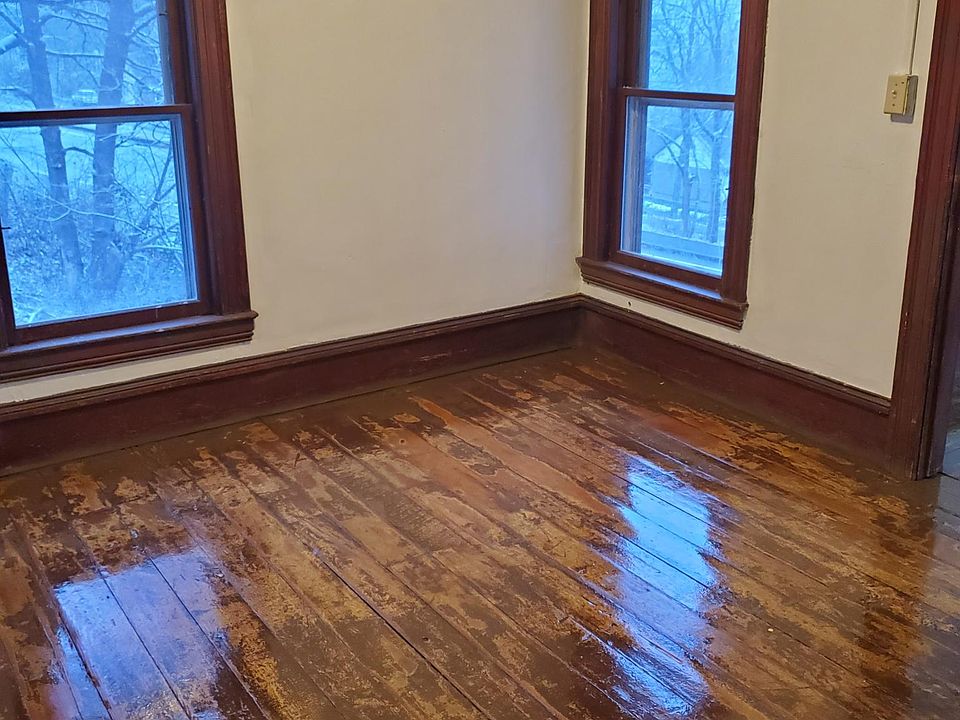 1st image of 212 Steuben St #201