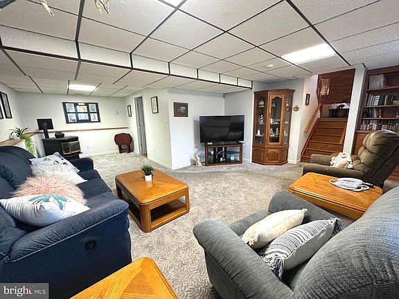 4th image of 13 Cinder Rd