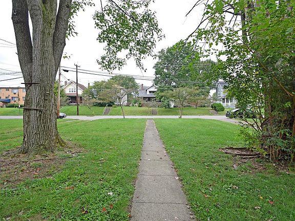 2nd image of 224 S Wayne Ave