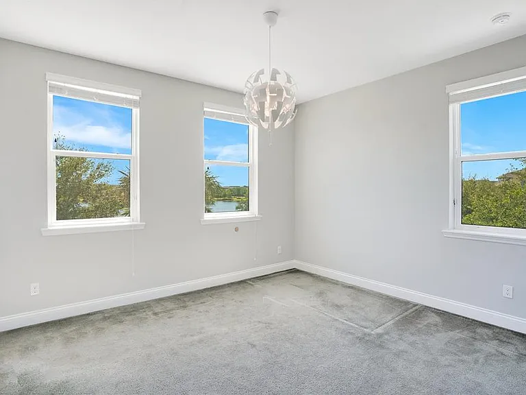 13101 Gabor Ave — Photo 16