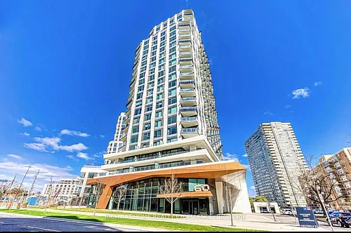 60 Central Park Dr Photo 1