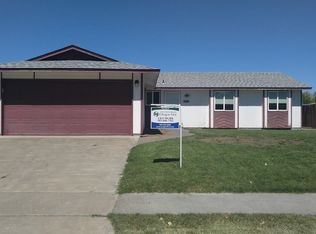 1230 W Hartley Ave, Hermiston, OR 97838
