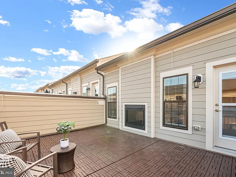 502 Windboard Way — Photo 39