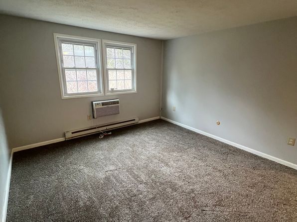 25 Ernest Ave APT 8