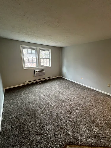 25 Ernest Ave #8 Photo 1