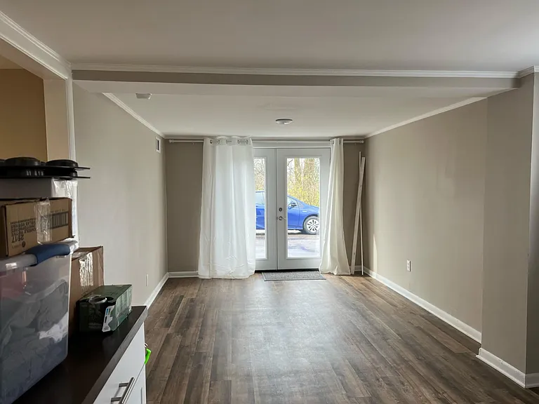 209 Willow Ln #2 — Photo 6