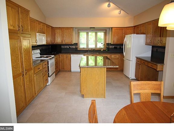 3rd image of 2168 Kenwood Ct