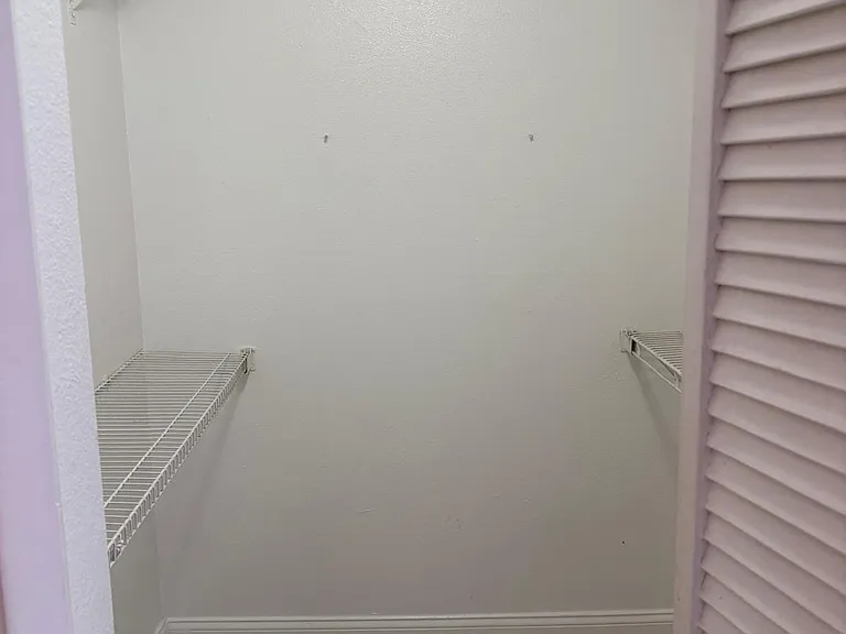 6019 Scotchwood Gln #101 — Photo 8