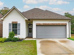 319 Sparrowhawk St, Broussard, LA 70518