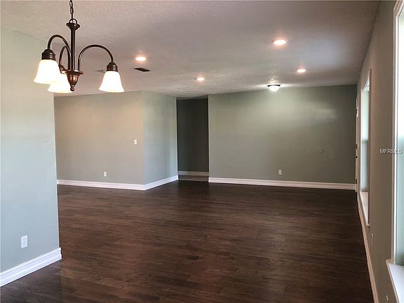 4th image of 7003 Cobblewood Ct