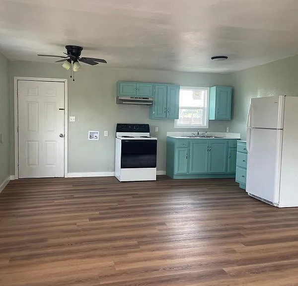 651 Old Port Isabel Rd #11B — Photo 3