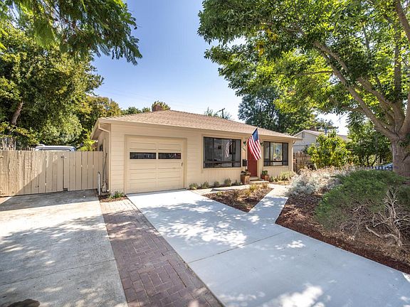 2nd image of 2361 Carmel Dr
