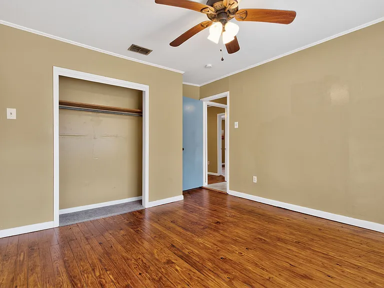 213 Book Ave — Photo 25