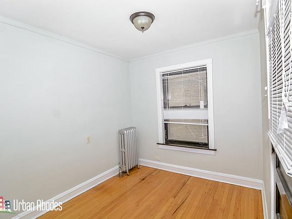3rd image of 2106 W Ainslie Avenue Ua Ua Ua #Ua1aa