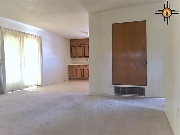 4th image of 719 Coronado Dr