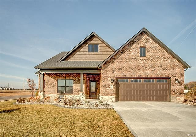 1st image of 645 Ambrose Dr