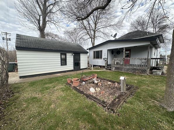 163 Central Ave W, Eden Valley, MN 55329
