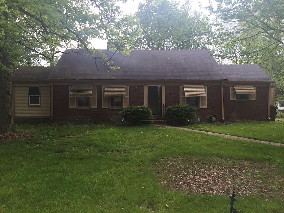 1st image of 3720 Forest Manor Ave