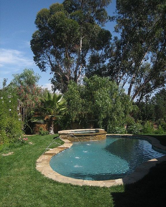 Salt water pool