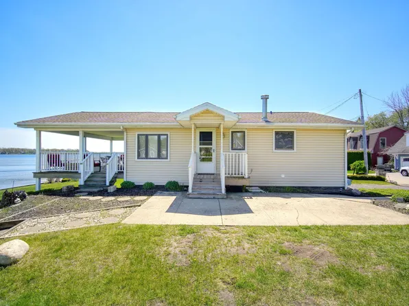 7760 Clarks Cv, Addison, MI 49220