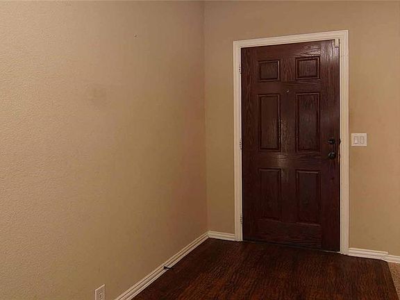 4th image of 2604 Nocona Way