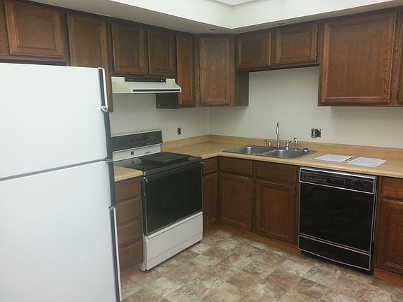 4th image of 1670 Kellywood Ave