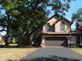 11765 Pebble Beach Dr, Genoa, IL 60135