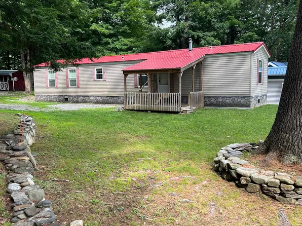 17 Lynwood Drive, Brattleboro, VT 05301