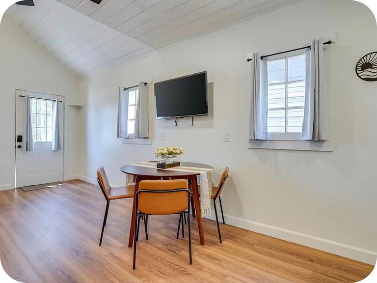 5991 Hellman Ave — Photo 8
