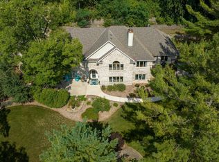 W349S3810 Waterville Rd, Dousman, WI 53118