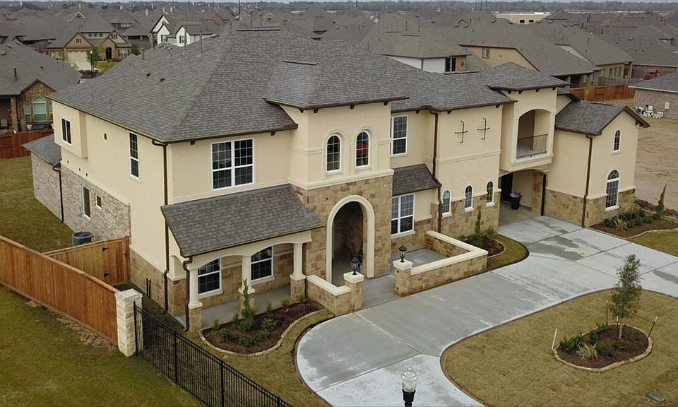 1st image of 11107 Elm Creek Falls Dr