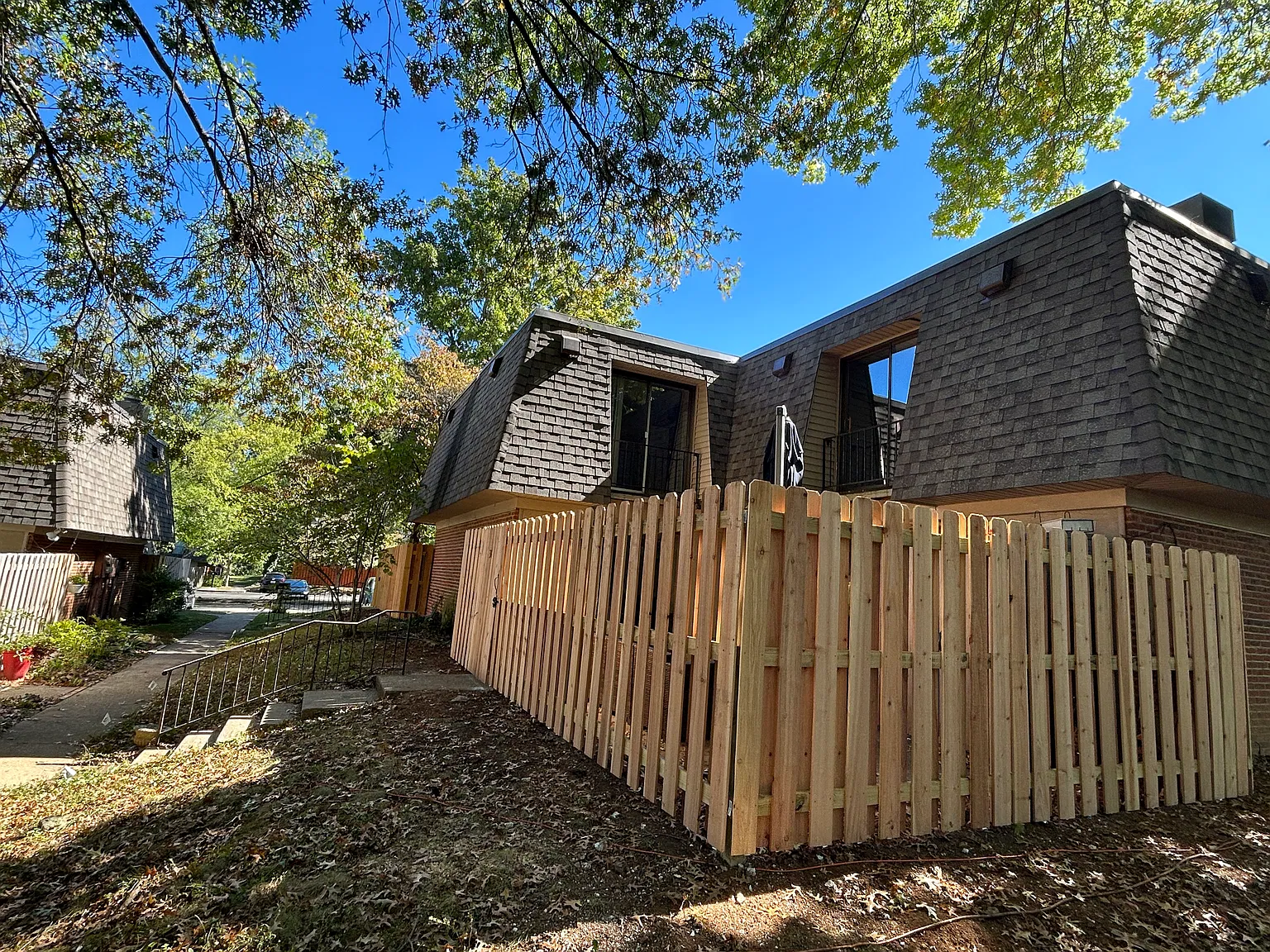 401 Redding Rd — Photo 2