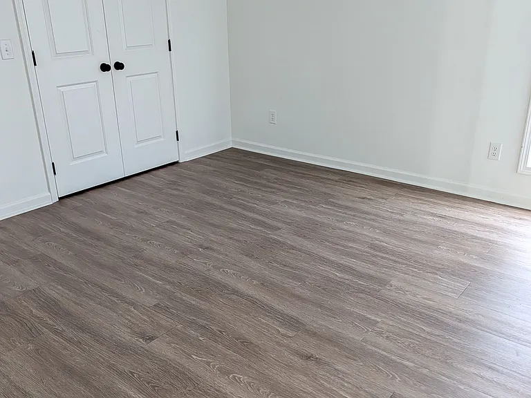 129 Edgefield Rd — Photo 12