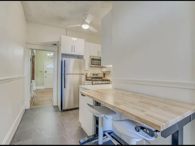 311 E 30th St #1 — Photo 2