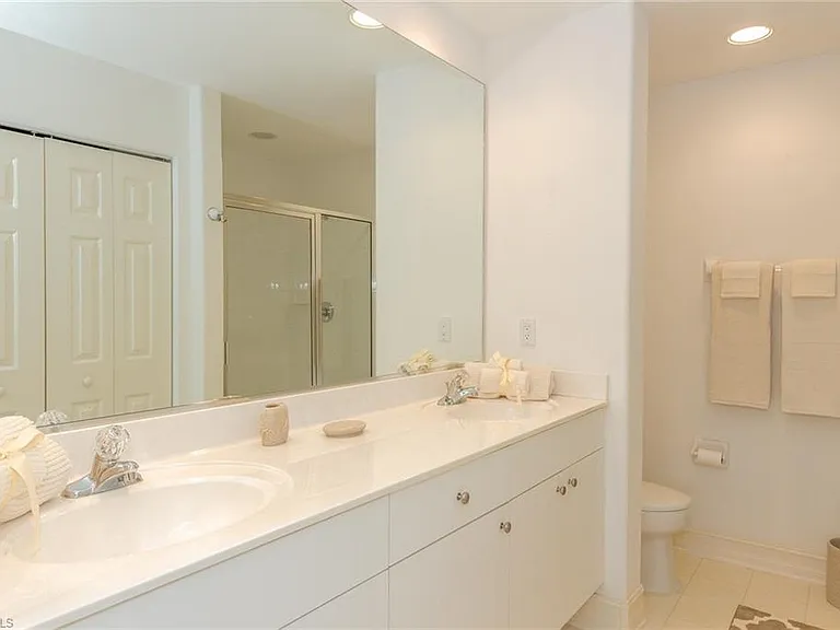 1025 Tarpon Cove Dr #203 — Photo 13
