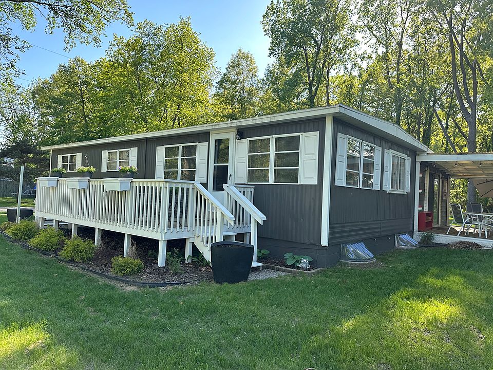 1st image of 3912 England Dr