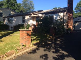 2 Henoch Ave, Clifton, NJ 07013