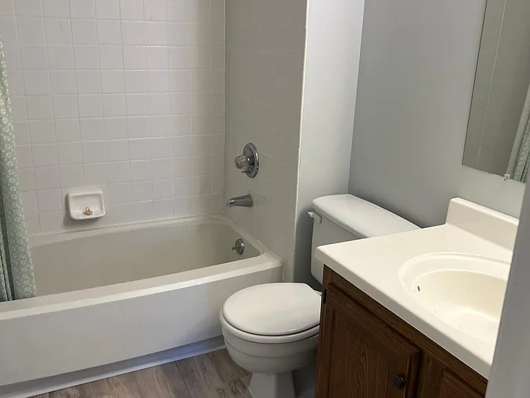 2711 Hurstland Ct — Photo 8
